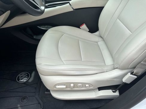 Used 2022 Buick Enclave Premium w/ Surround and Sites Package image 16