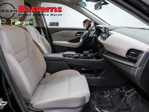 Used 2023 Nissan Rogue SV AWD/4WD image 23