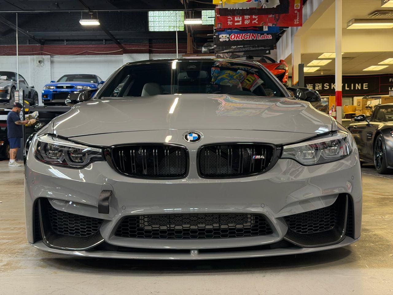 Used 2018 BMW M4 Coupe RWD image 2