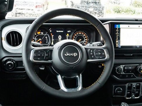 New 2025 Jeep Wrangler Sahara w/ Technology Group image 26