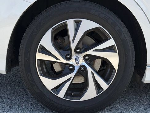 Used 2022 Subaru Legacy Premium AWD/4WD image 32