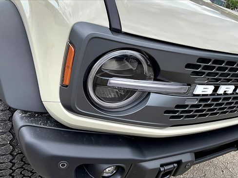 New 2025 Ford Bronco Badlands image 33