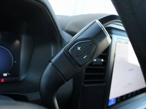 Used 2025 Ford F150 XL w/ Equipment Group 103A High image 13