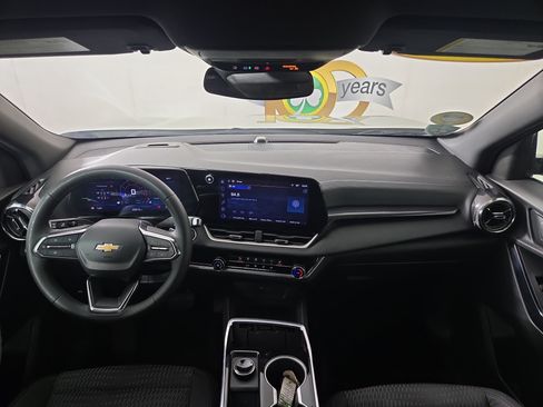 Certified 2026 Chevrolet Equinox LT FWD image 13