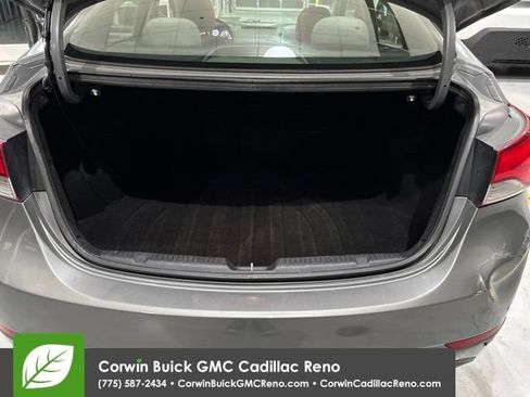 Used 2014 Hyundai Elantra SE FWD image 19