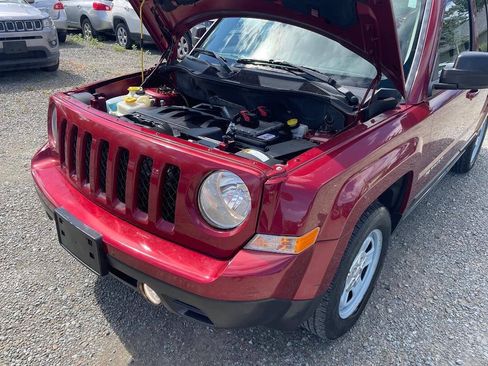 Used 2016 Jeep Patriot Sport w/ Power Value Group AWD/4WD image 22
