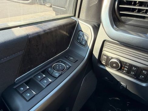 New 2026 Ford F350 Lariat w/ Lariat Premium Package AWD/4WD image 25