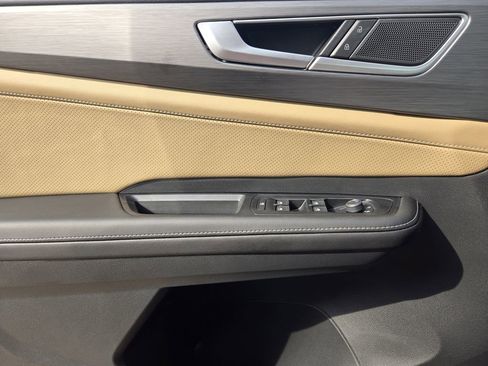 New 2026 Volkswagen Atlas Cross Sport SE image 18