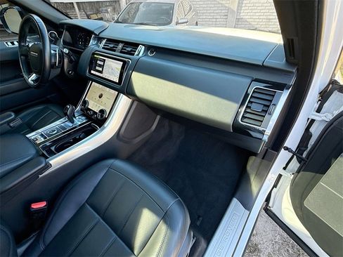 Used 2022 Land Rover Range Rover Sport HSE Silver Edition image 38