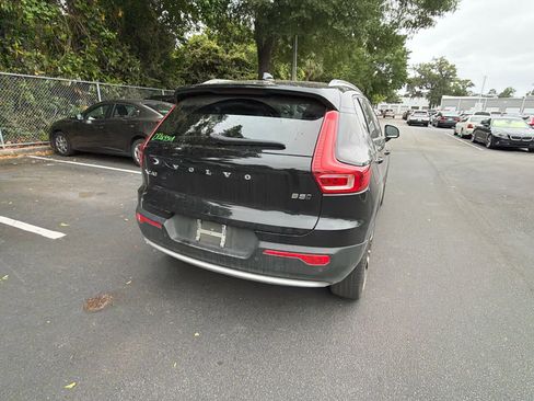Certified 2023 Volvo XC40 B5 Plus w/ Protection Package Premier AWD/4WD image 51