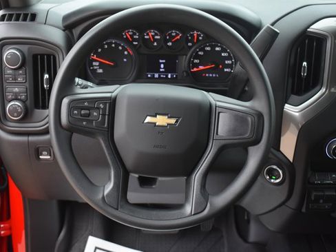 New 2026 Chevrolet Silverado 1500 Custom w/ LPO, Dark Essentials Package AWD/4WD image 21
