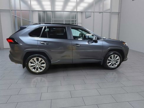 Used 2023 Toyota RAV4 XLE Premium AWD/4WD image 9