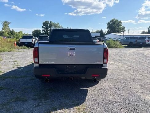 Used 2021 Honda Ridgeline Sport image 9