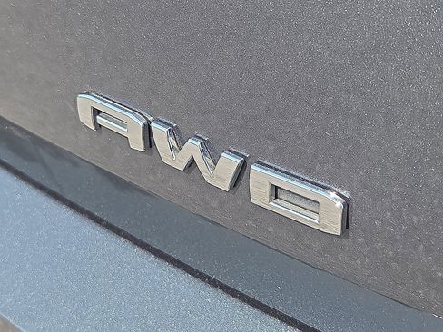 Used 2022 GMC Terrain Denali w/ LPO, Floor Liner Package AWD/4WD image 8