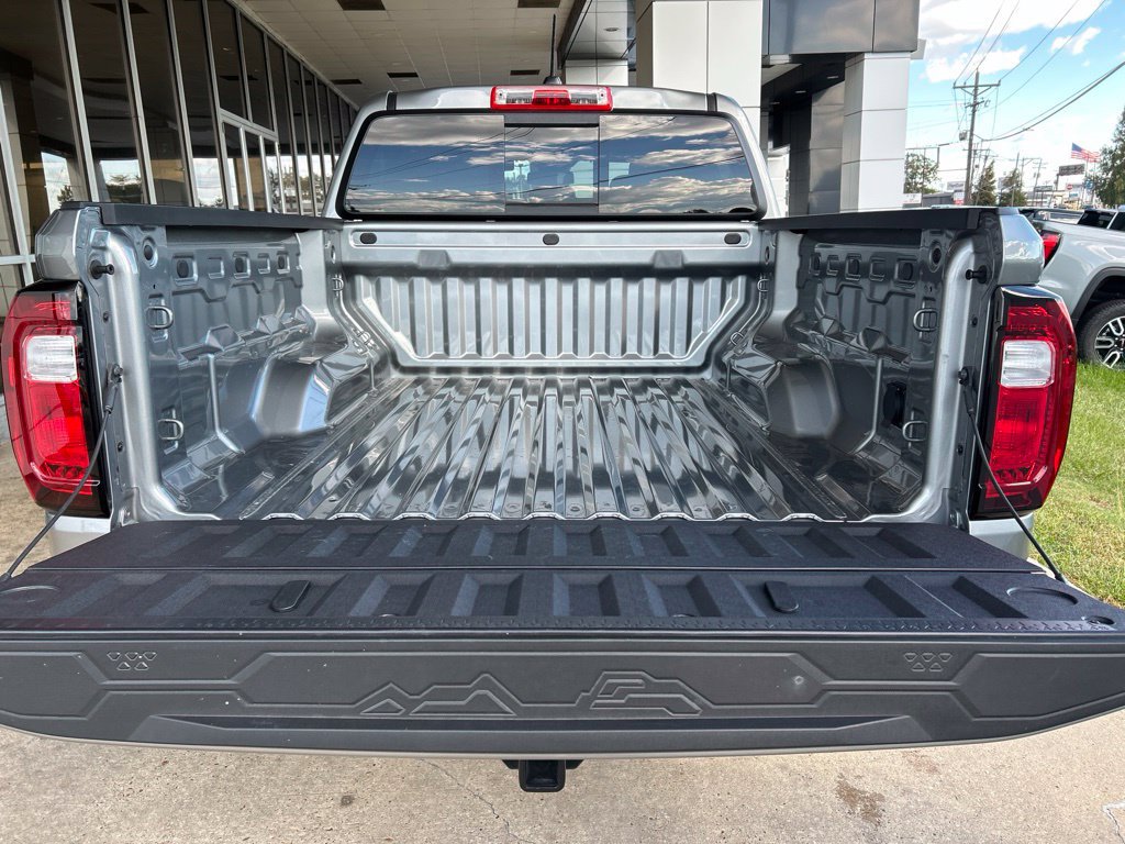 Used 2026 GMC Canyon Elevation w/ Convenience Package RWD image 11