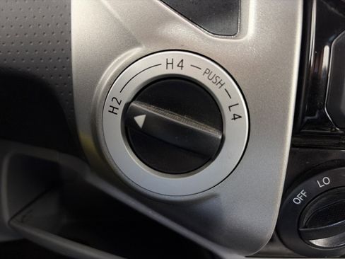 Used 2014 Toyota Tacoma 4x4 Double Cab w/ TRD Off-Road Package image 27