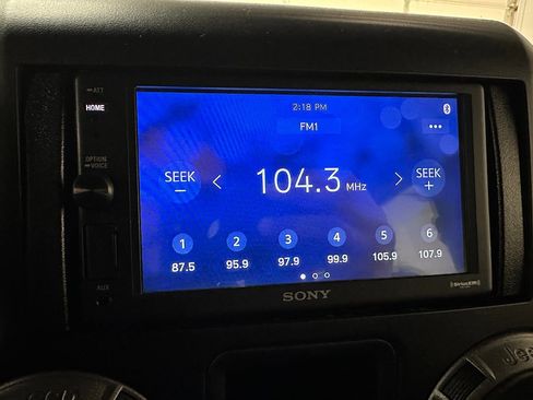 Used 2012 Jeep Wrangler Sport image 23