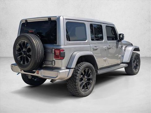 Used 2021 Jeep Wrangler Unlimited Sahara image 5
