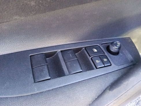 Used 2023 Toyota Corolla LE image 12