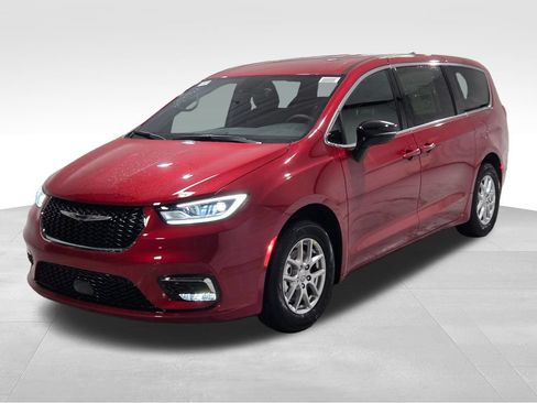 New 2026 Chrysler Pacifica Select FWD image 14
