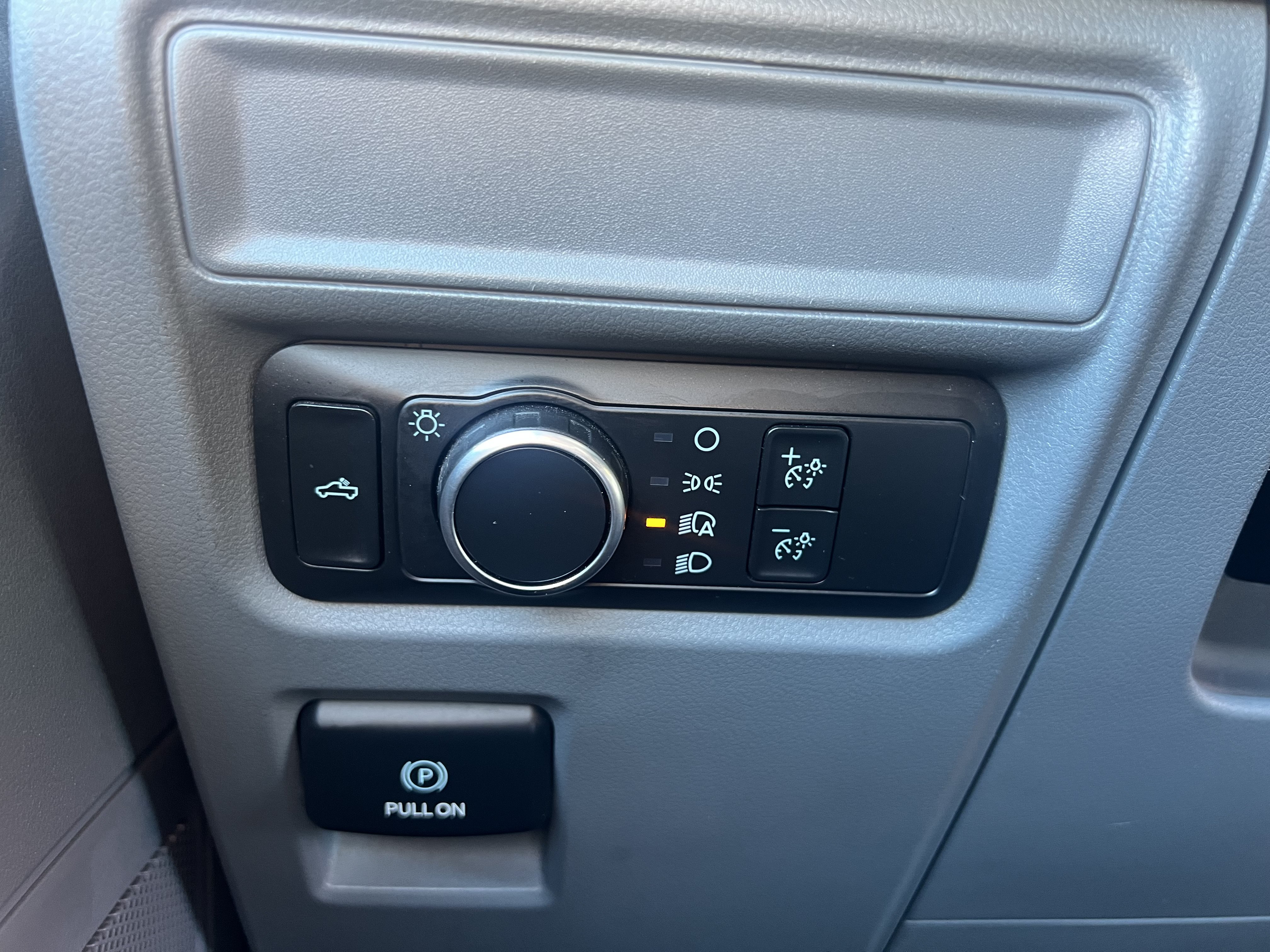 Used 2022 Ford F150 XL w/ Equipment Group 101A High RWD image 22