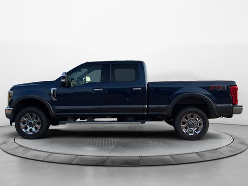 Used 2018 Ford F250 Lariat w/ Chrome Package AWD/4WD image 3
