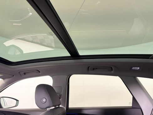 Used 2025 Audi Q5 Premium w/ Convenience Package image 15