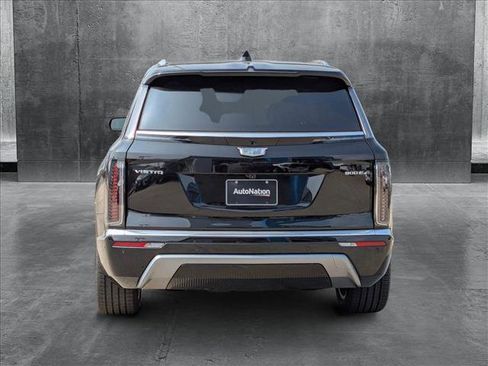 New 2026 Cadillac Vistiq Luxury image 8