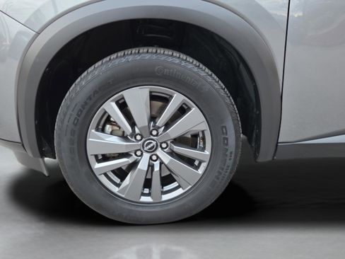 Used 2024 Nissan Pathfinder SV image 33