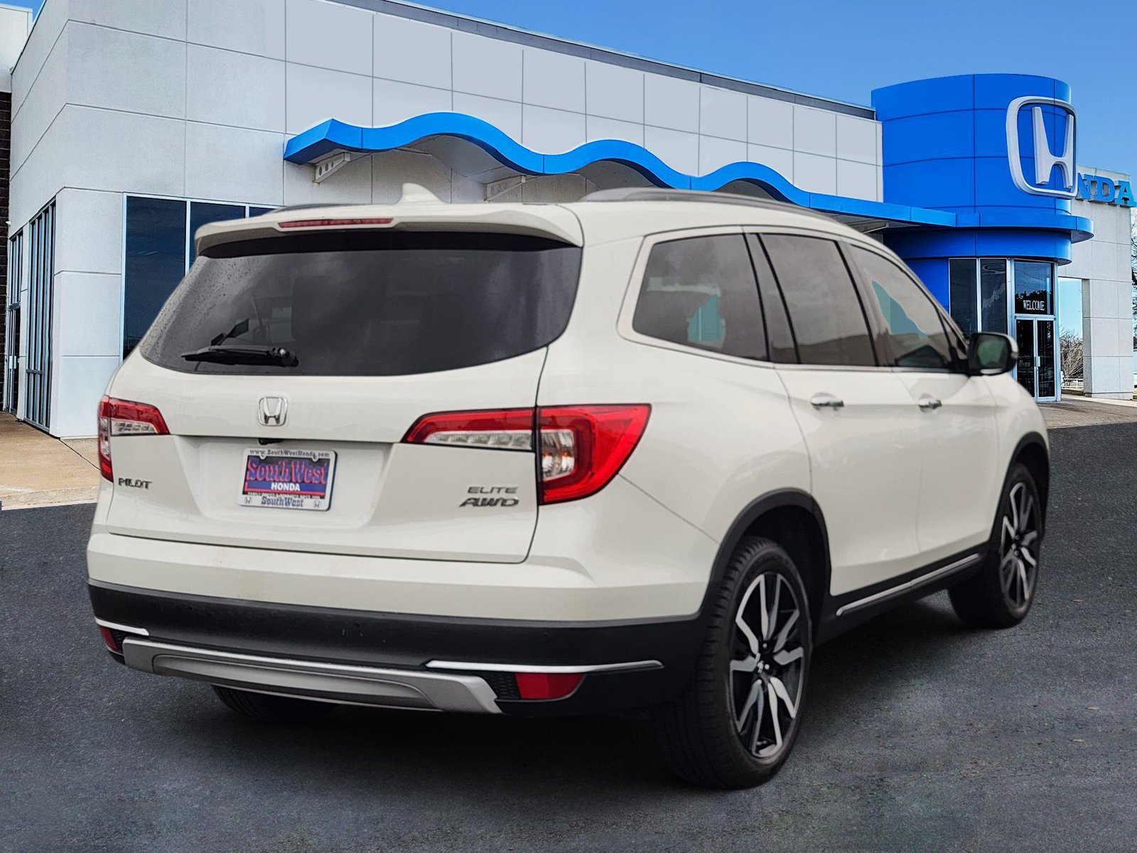 Used 2019 Honda Pilot Elite image 5