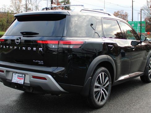 Certified 2023 Nissan Pathfinder Platinum image 6
