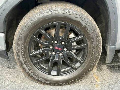 Used 2023 GMC Sierra 1500 Elevation w/ X31 Off-Road Package AWD/4WD image 30