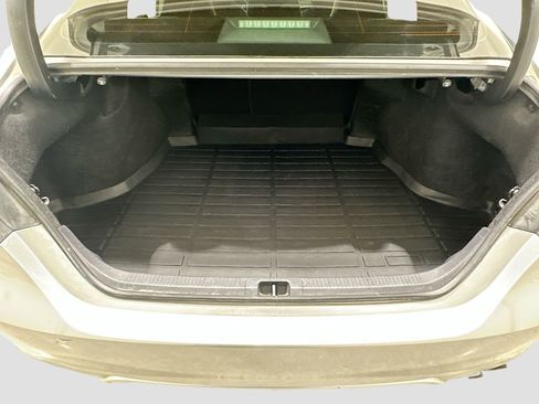Used 2024 Toyota Camry SE FWD image 25