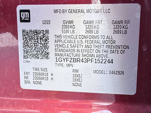 Used 2023 Cadillac XT4 Luxury w/ Cold Weather Package AWD/4WD image 19