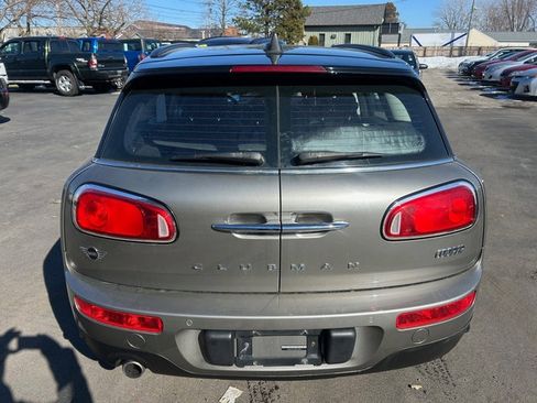 Used 2019 MINI Cooper Clubman ALL4 AWD/4WD image 3
