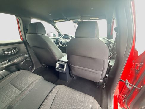 Certified 2024 Honda HR-V Sport image 28