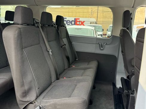 Used 2019 Ford Transit 150 XL image 31