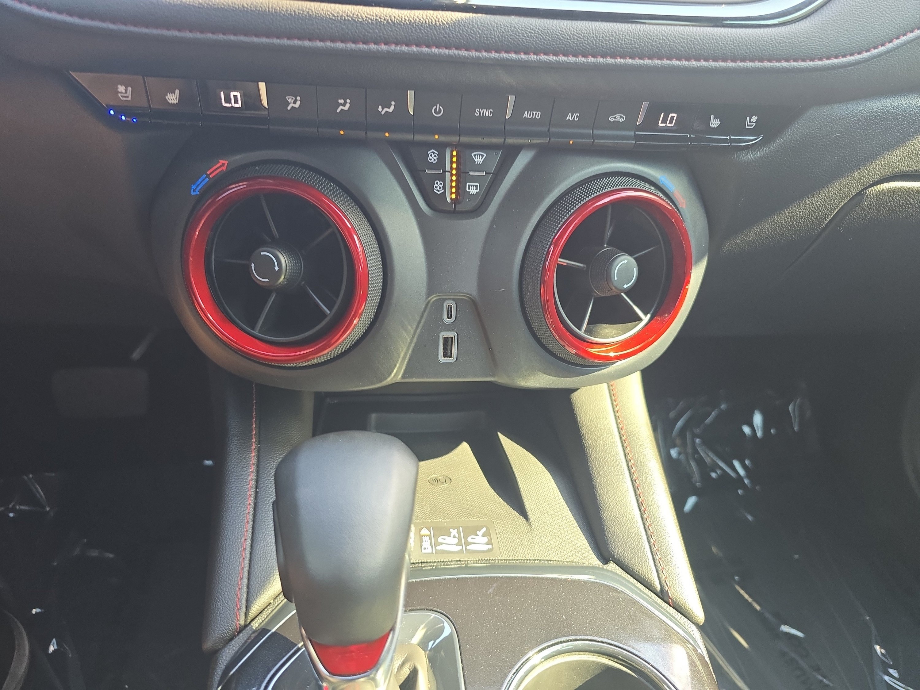 Used 2023 Chevrolet Blazer RS w/ Driver Confidence II Package FWD image 34