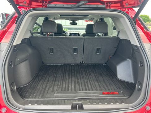 Certified 2022 GMC Terrain SLE FWD image 35