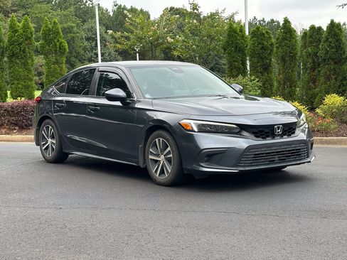 Used 2023 Honda Civic LX image 2