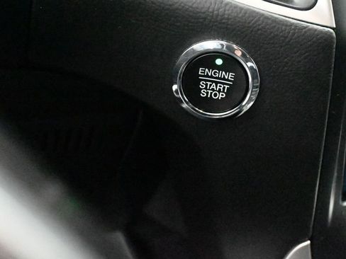 Used 2024 Ford Edge SEL image 43