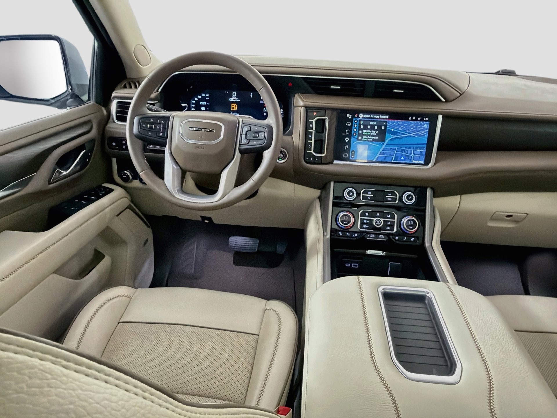 Used 2024 GMC Yukon Denali RWD image 25