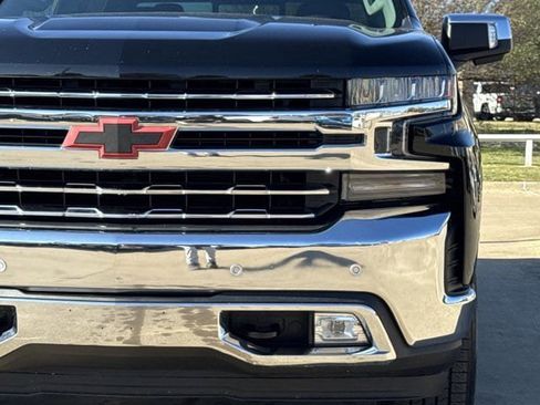 Used 2022 Chevrolet Silverado 1500 LTZ image 10