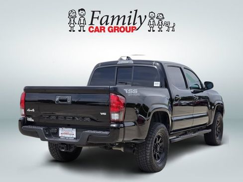 Used 2023 Toyota Tacoma SR AWD/4WD image 4