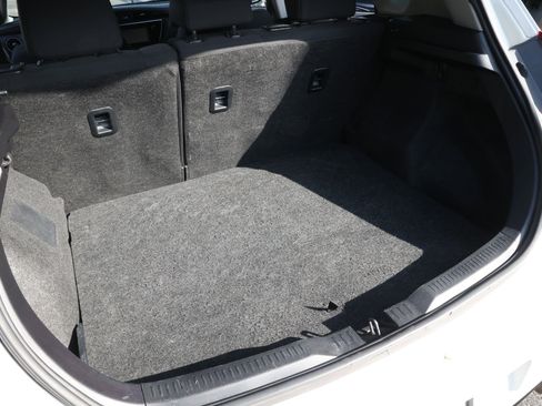 Used 2017 Toyota Corolla iM image 28