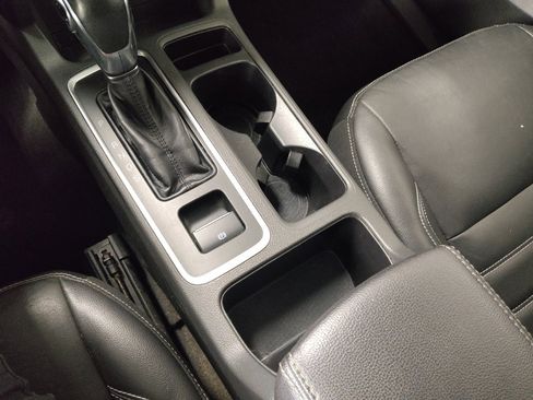 Used 2018 Ford Escape SEL image 26