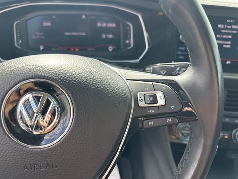 Used 2019 Volkswagen Jetta SEL w/ Cold Weather Package image 15