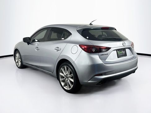 Used 2017 MAZDA MAZDA3 Touring FWD image 5