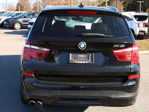 Used 2017 BMW X3 xDrive28i image 4