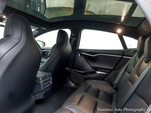 Used 2018 Tesla Model S P100D image 15